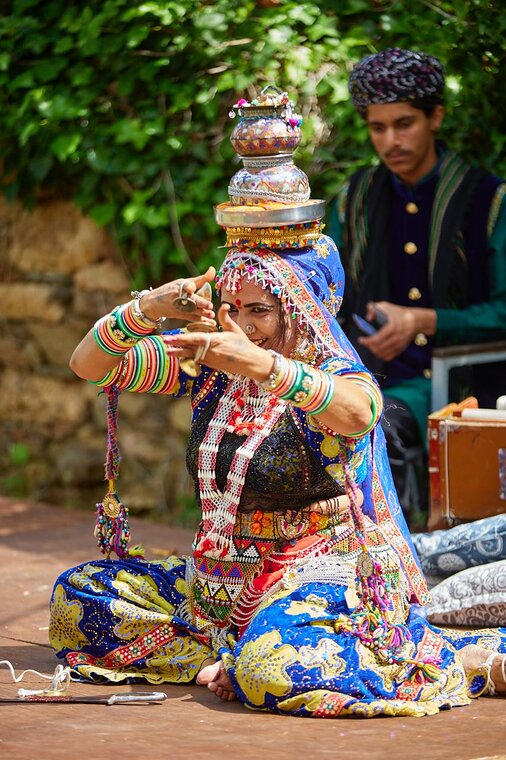 Sayari Sapera performance