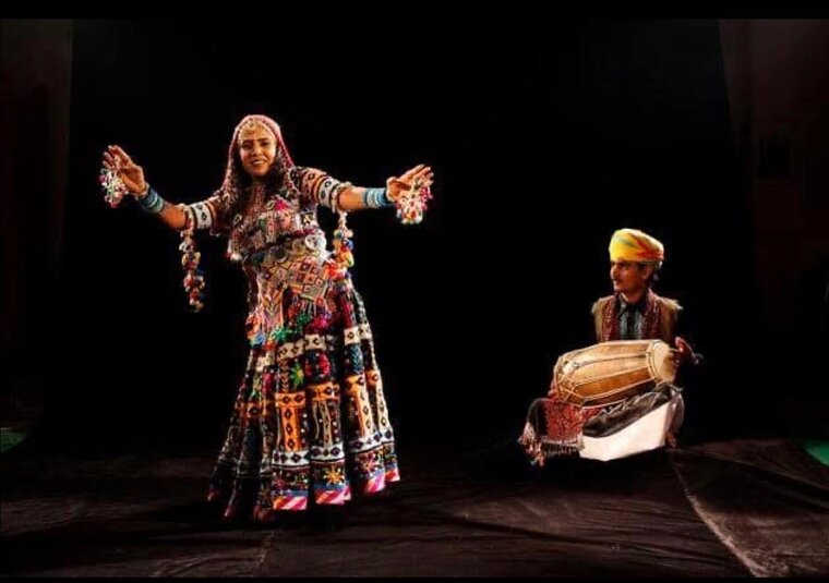 Sayari Sapera performance