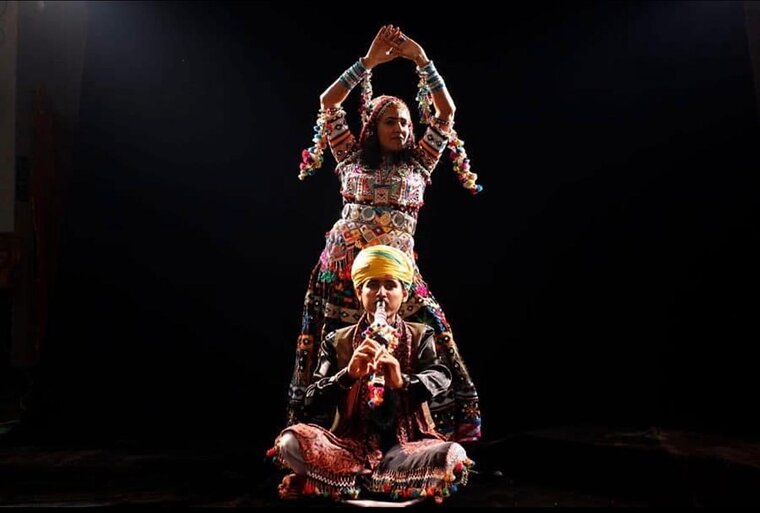 Sayari Sapera performance
